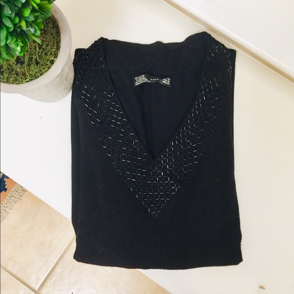 New no tags ZARA v sweater - Picture 2 of 5